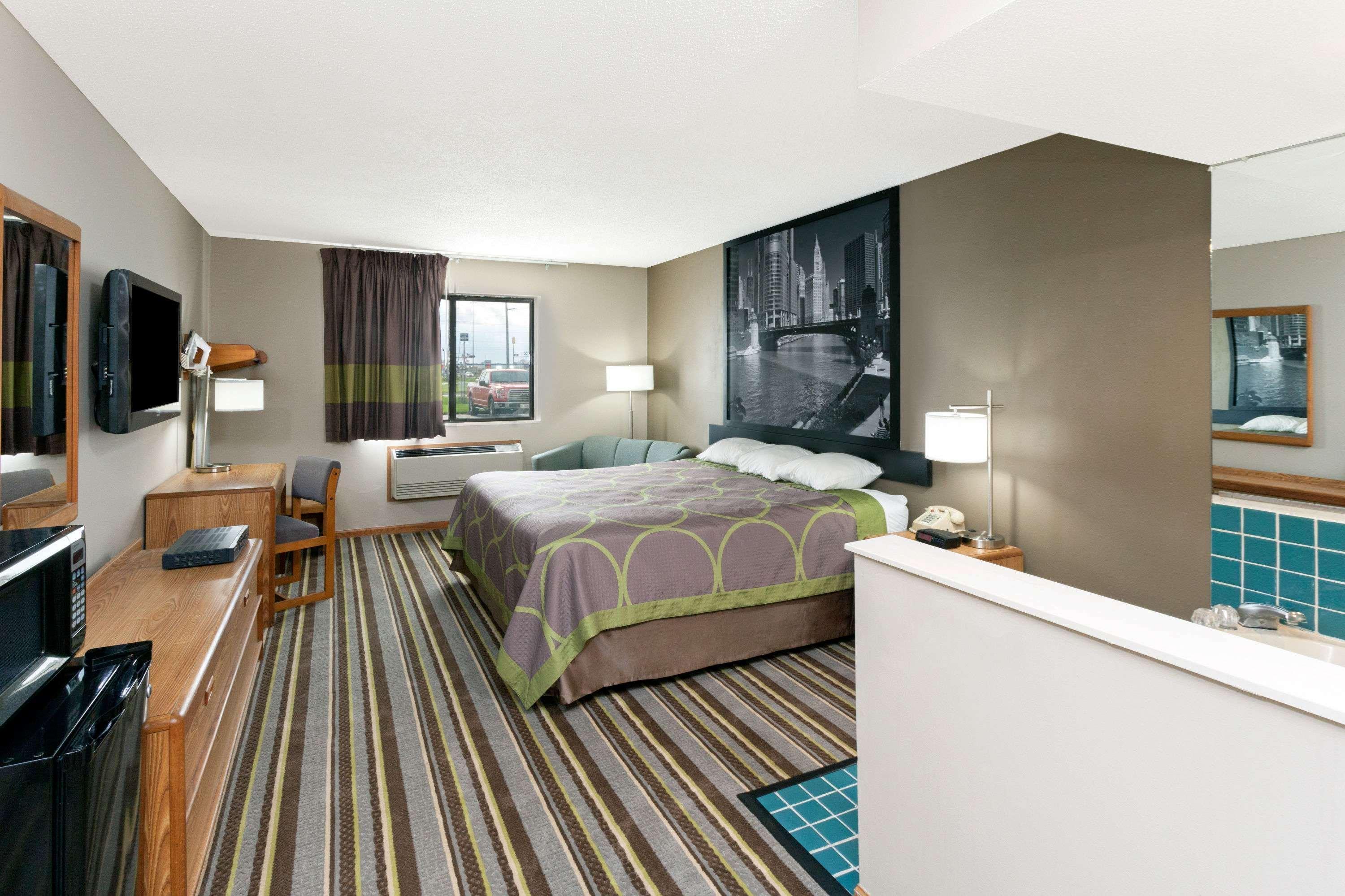 Hotel Super 8 By Wyndham Gilman Zewnętrze zdjęcie