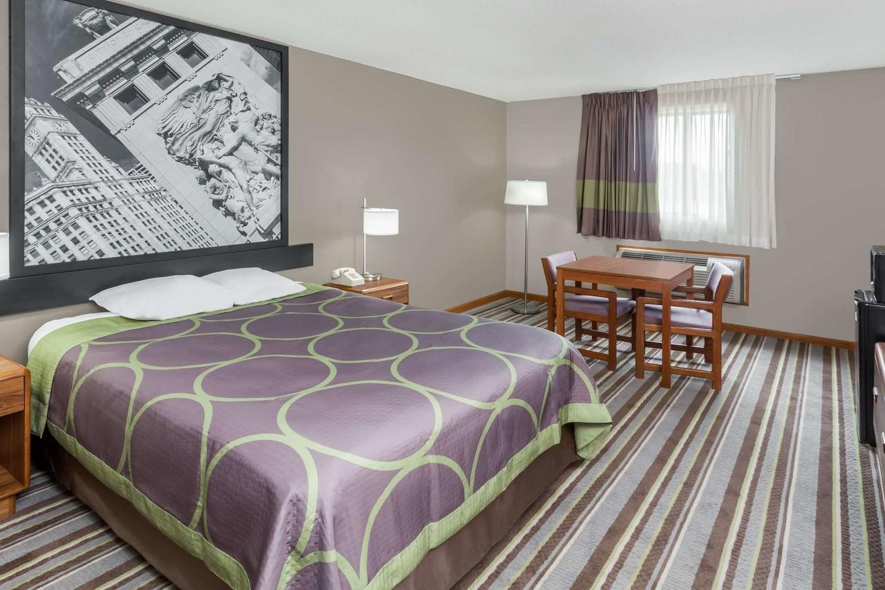 Hotel Super 8 By Wyndham Gilman Zewnętrze zdjęcie